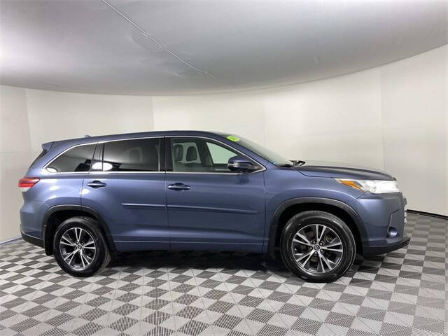 2018 Toyota Highlander LE