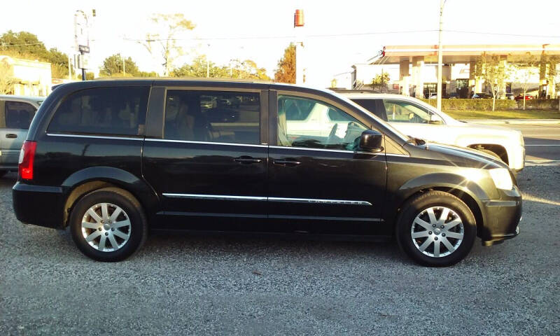 2014 Chrysler Town and Country for sale at Pinellas Auto Brokers in Saint Petersburg FL