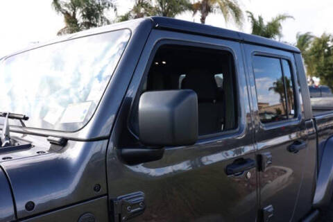 2025 Jeep Gladiator Willys