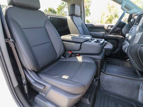 2025 GMC Sierra 2500HD Pro