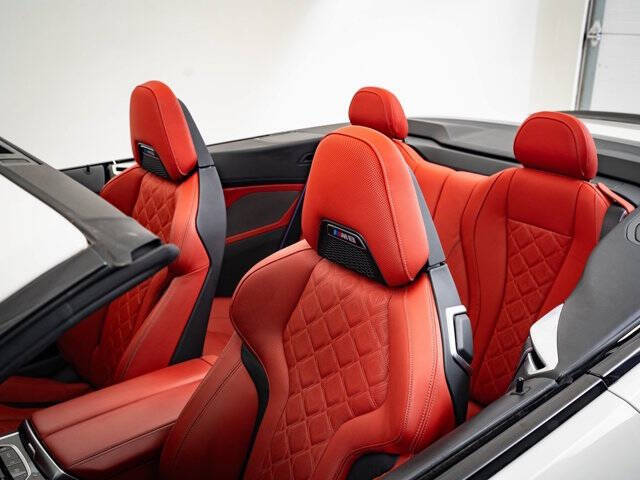 2022 BMW M8 Competition