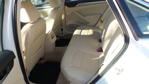 2015 Volkswagen Passat 1.8T Limited Edition