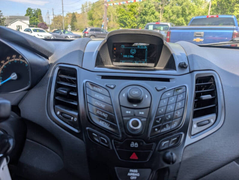 2014 Ford Fiesta SE