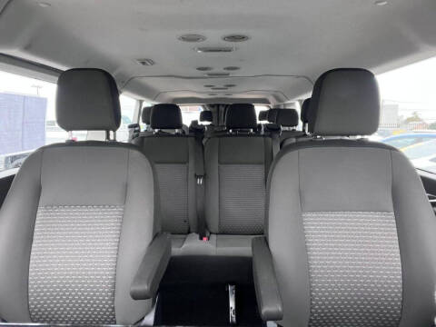 2023 Ford Transit 350 XLT