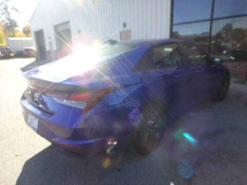 2022 Hyundai Elantra SEL