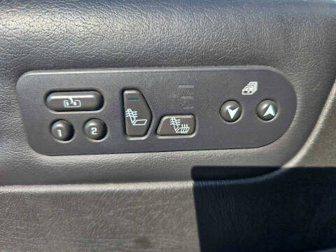 2005 HUMMER H2