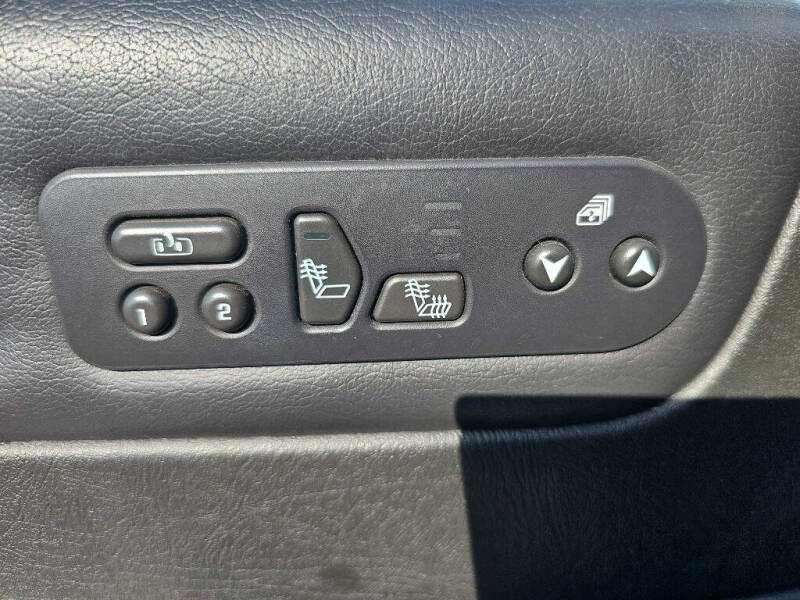 2005 HUMMER H2