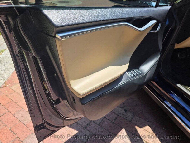 2015 Tesla Model S