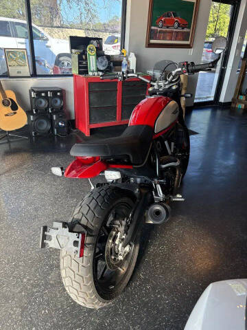 2022 Ducati Scrambler