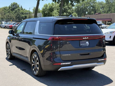 2024 Kia Carnival EX
