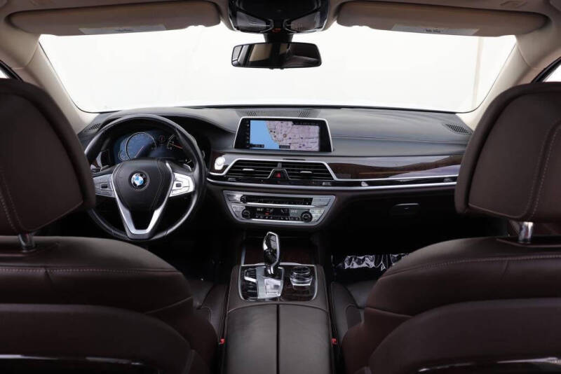 2016 BMW 7 Series 740i