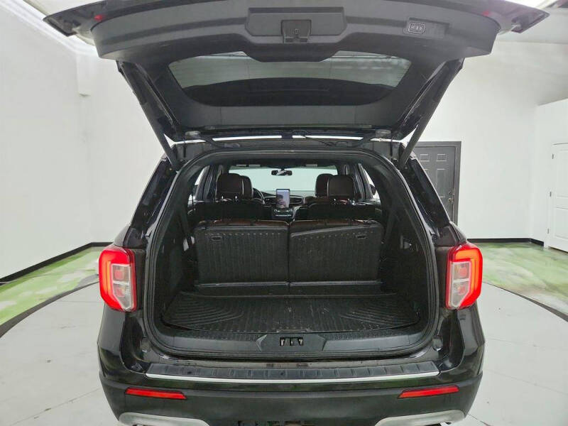 2020 Ford Explorer Platinum