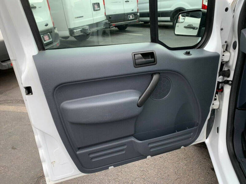 2011 Ford Transit Connect XLT Premium