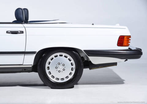 1989 Mercedes-Benz 560-Class 560 SL