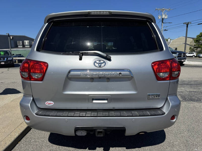 2011 Toyota Sequoia Limited