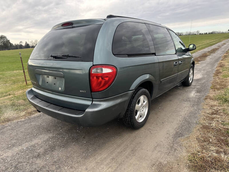 2005 Dodge Grand Caravan SXT