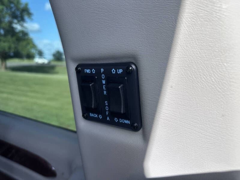 2010 GMC Savana