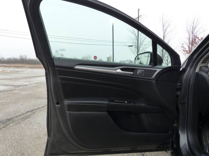 2016 Ford Fusion Titanium