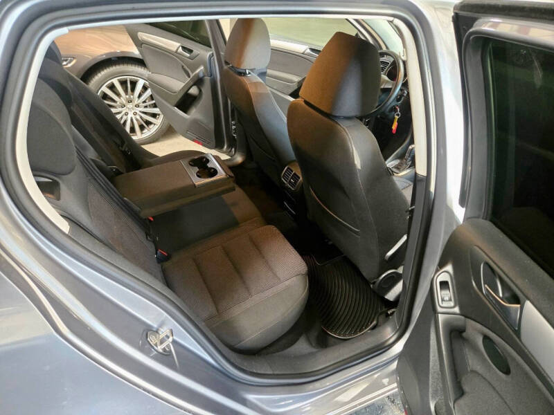 2013 Volkswagen Golf 2.5L PZEV