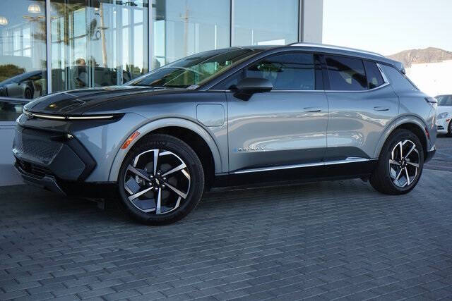 2025 Chevrolet Equinox EV LT 2