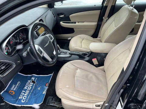 2012 Chrysler 200 Limited