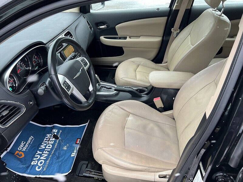 2012 Chrysler 200 Limited