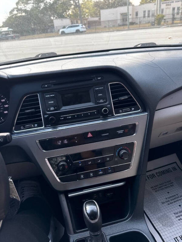 2017 Hyundai Sonata SE