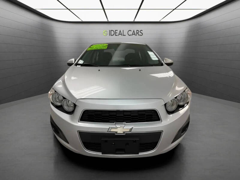 2016 Chevrolet Sonic LT Auto