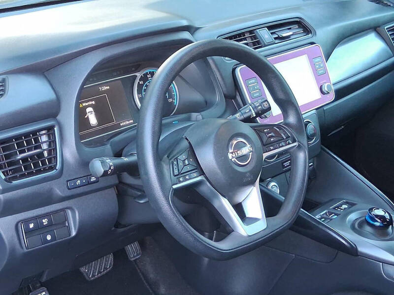 2023 Nissan LEAF S