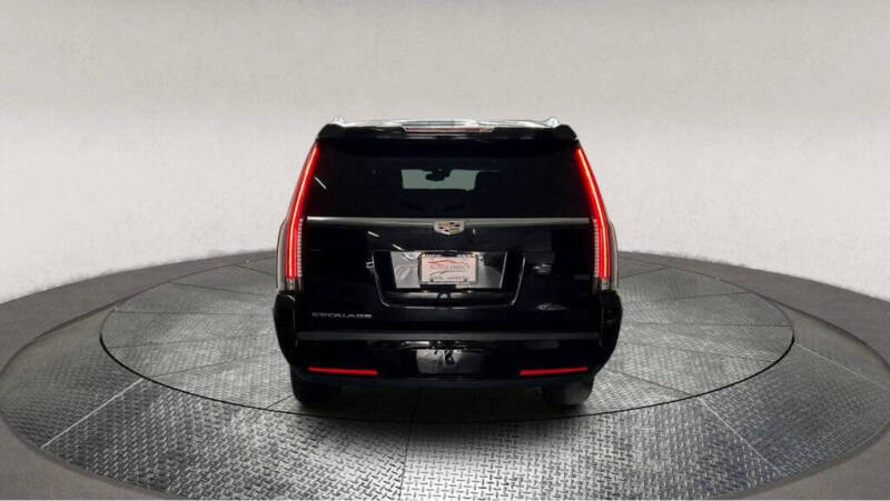 2019 Cadillac Escalade ESV Luxury