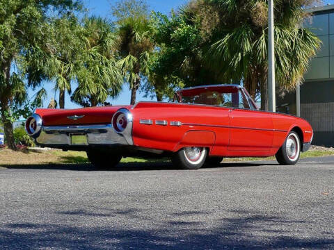 1962 Ford Thunderbird