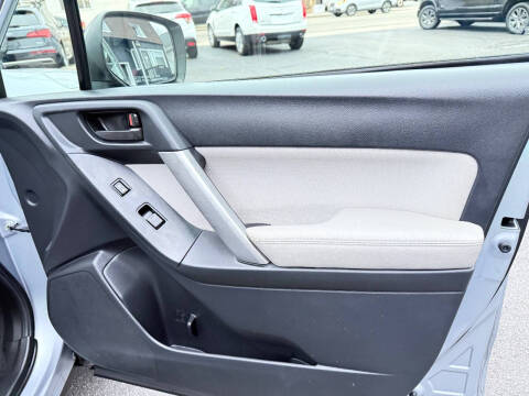 2016 Subaru Forester 2.5i