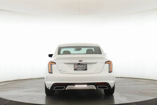 2022 Cadillac CT5 Sport