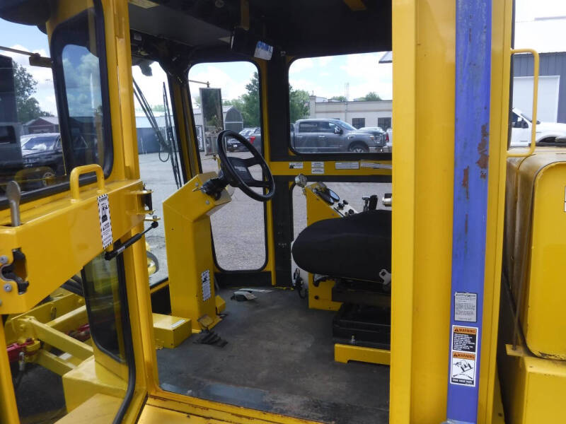 2012 Superior Broom SM80J Propelled Sweeper