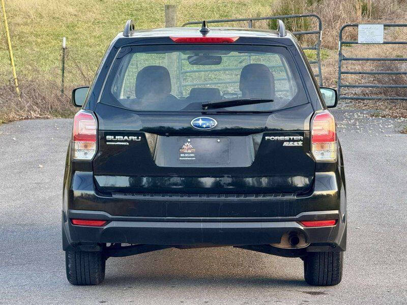 2017 Subaru Forester 2.5i