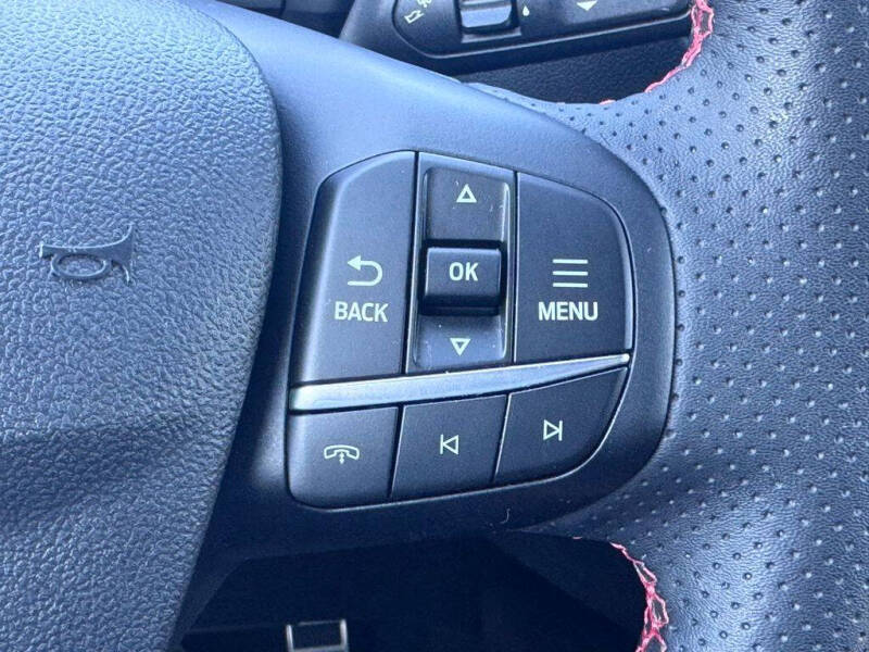 2023 Ford Escape ST-Line Select