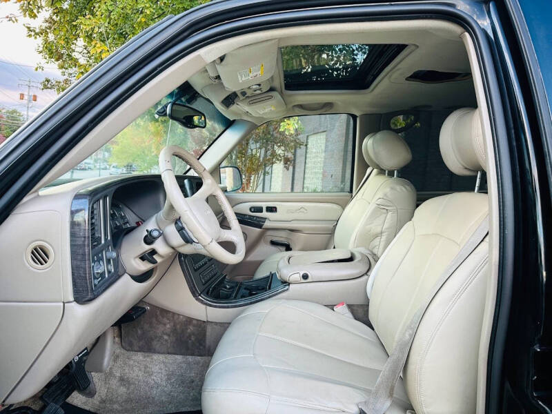 2002 GMC Yukon XL Denali