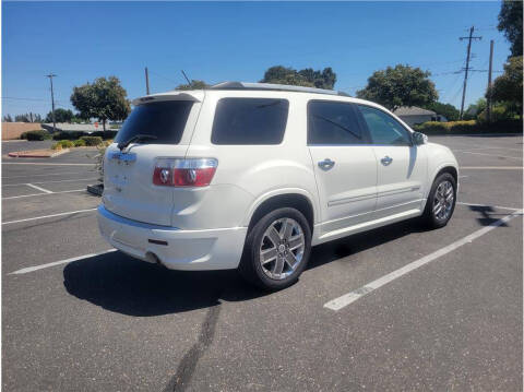2011 GMC Acadia Denali