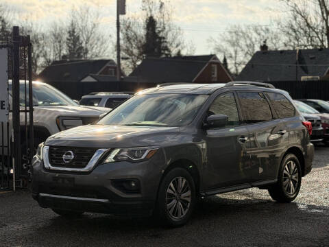 2020 Nissan Pathfinder SV
