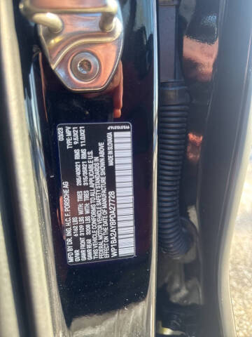 2023 Porsche Cayenne Coupe Platinum Edition