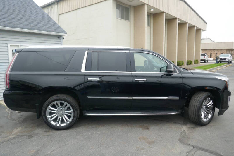 2017 Cadillac Escalade ESV Premium Luxury