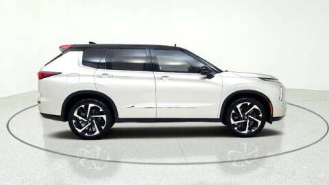 2022 Mitsubishi Outlander