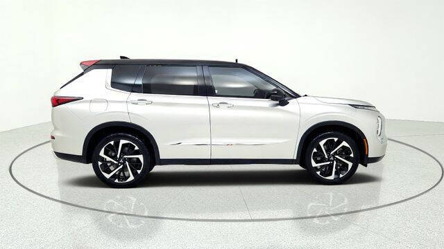 2022 Mitsubishi Outlander