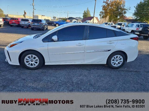 2019 Toyota Prius LE