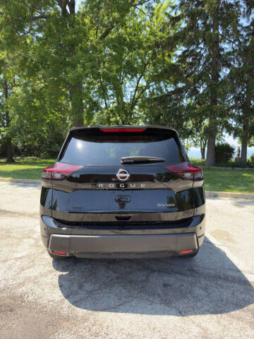 2026 Nissan Rogue SV - Photo 7
