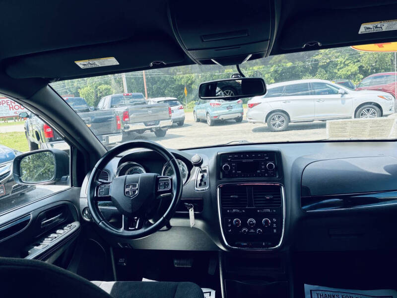 2014 Dodge Grand Caravan SE 30th Anniversary
