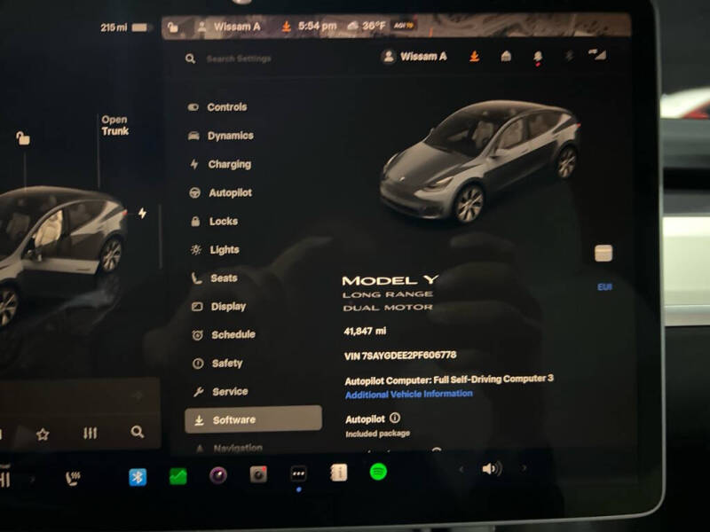 2023 Tesla Model Y Long Range