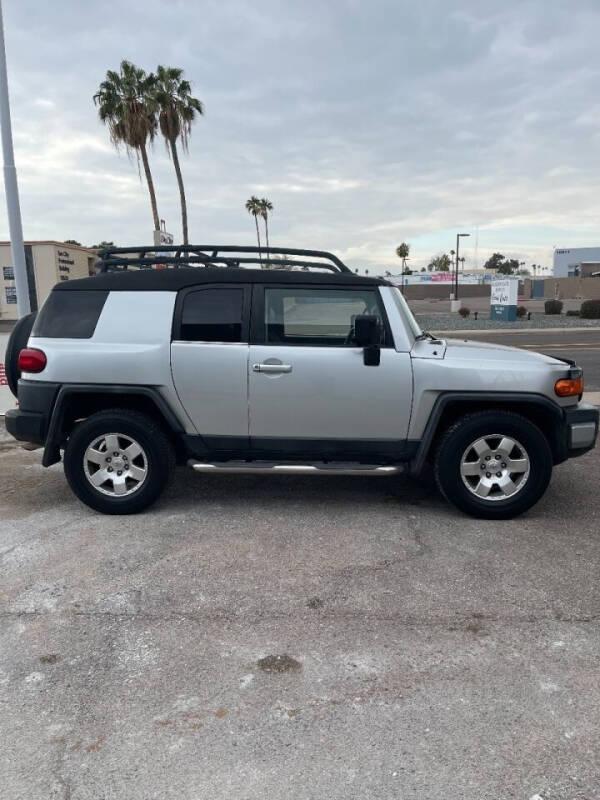 2007 Toyota FJ Cruiser for sale at FAMILY AUTO SALES in Sun City AZ
