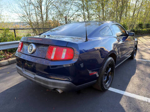2010 Ford Mustang V6 Premium