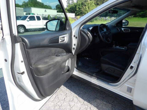 2013 Nissan Pathfinder SV